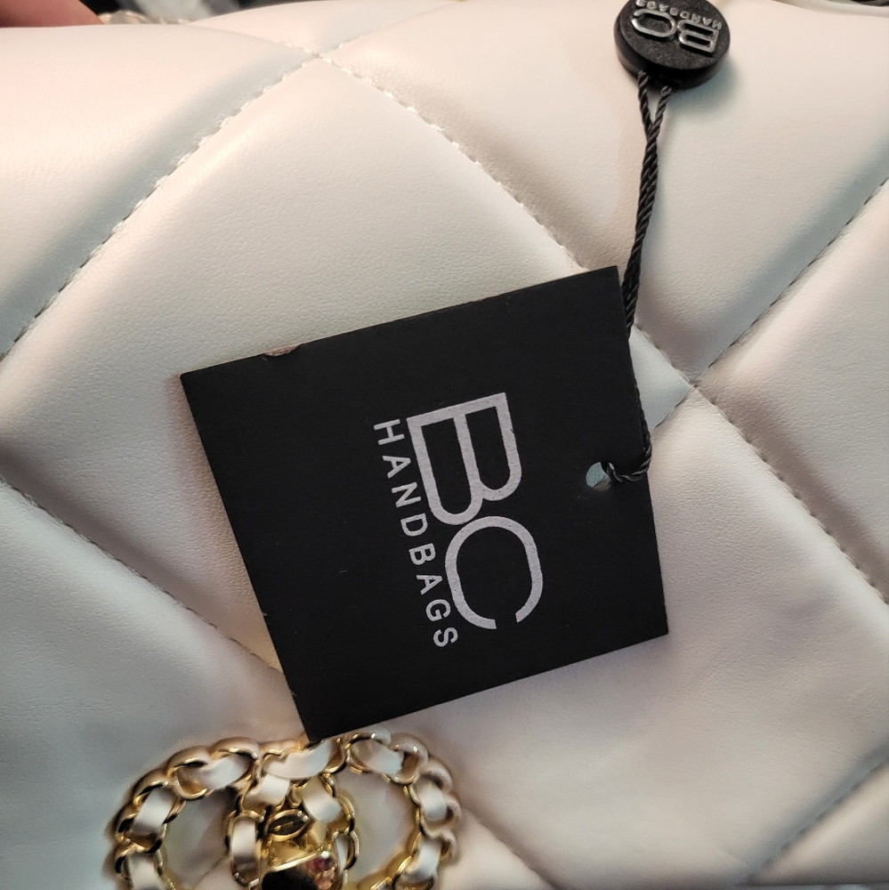 NWT BC White Large Quilted Handbag - Picture 6 of 6